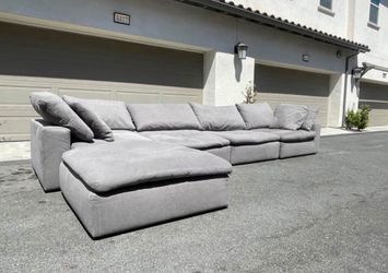 Huge Cloud Couch Modular Sofa Sectional Couch In Excellent Condition - Free Delivery 🚚 