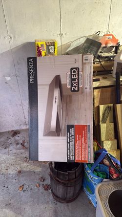 Presenza Italia 30-Inch Under Cabinet Range Hood