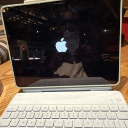 Apple iPad Air (M2) WiFi +Celluar