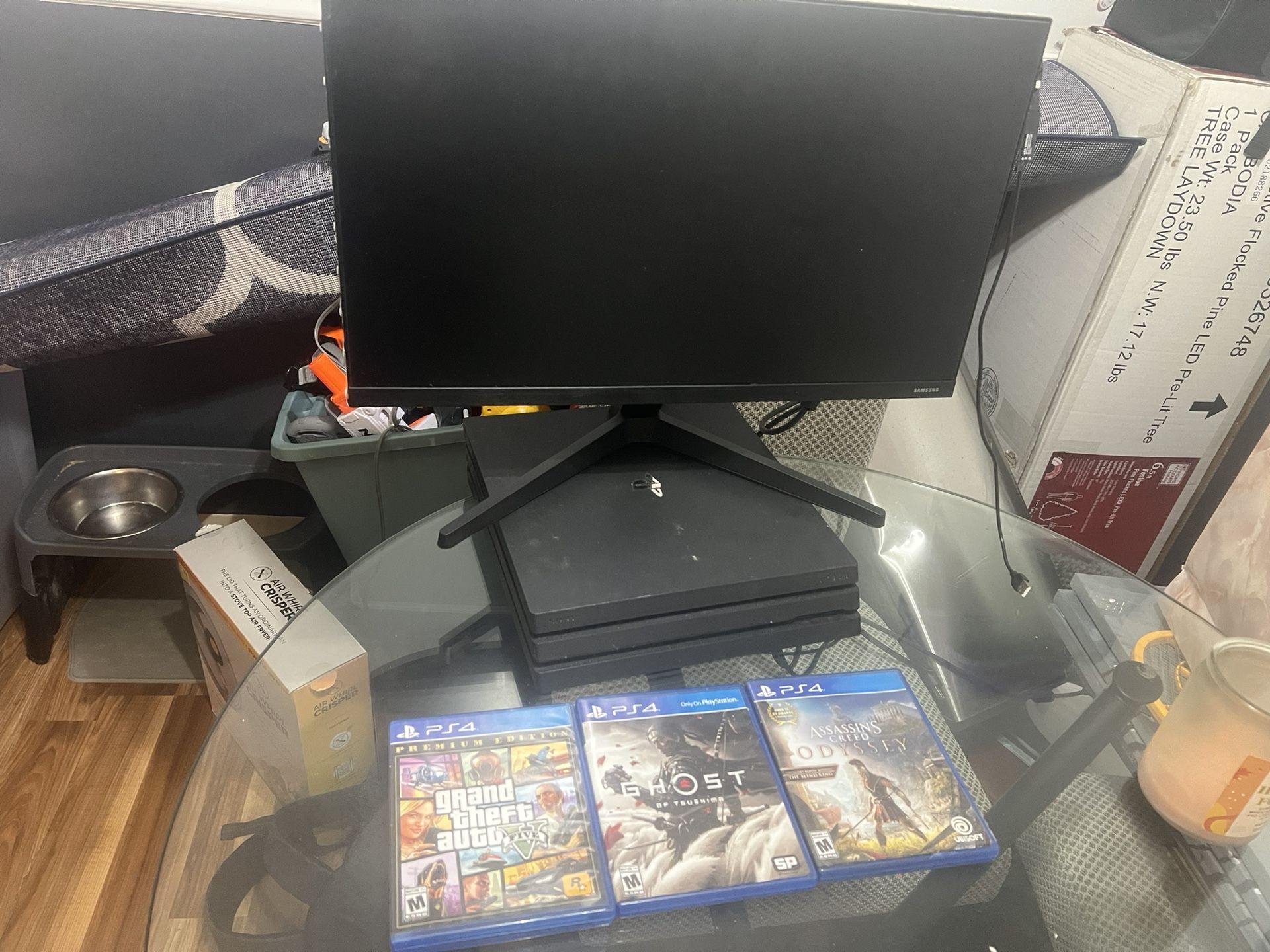 PS4 Bundle With Monitor And Games 