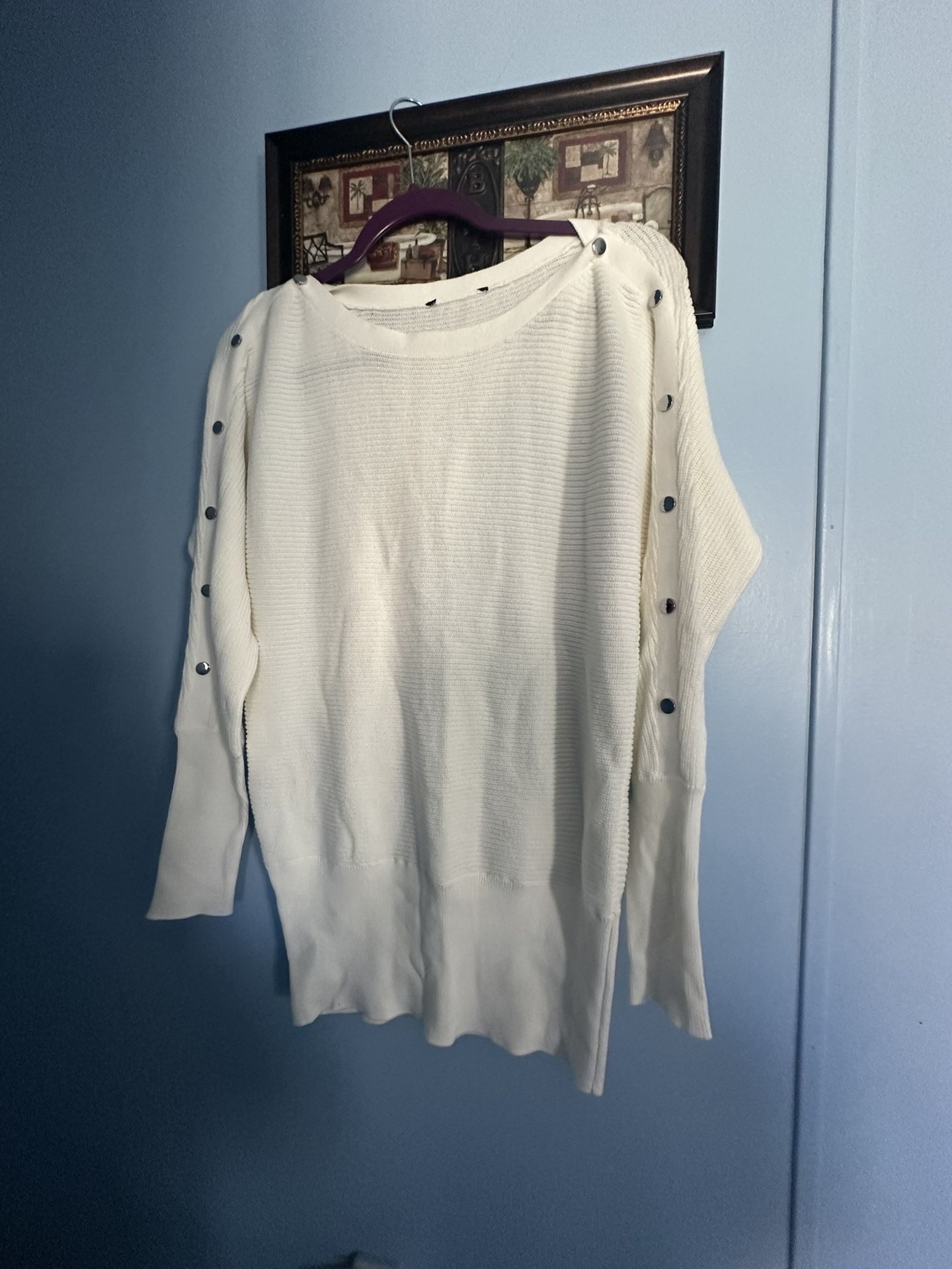 Brand New Shite Sweater Size S,