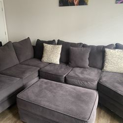 Grey Sectional Couch With Ottoman 