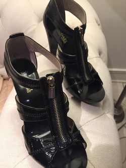 Michael Kors high heel sandals 7.5 like new