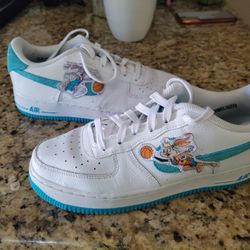 Nike Air Force 1 Space Jam Bugs Lola Size 6.5Y