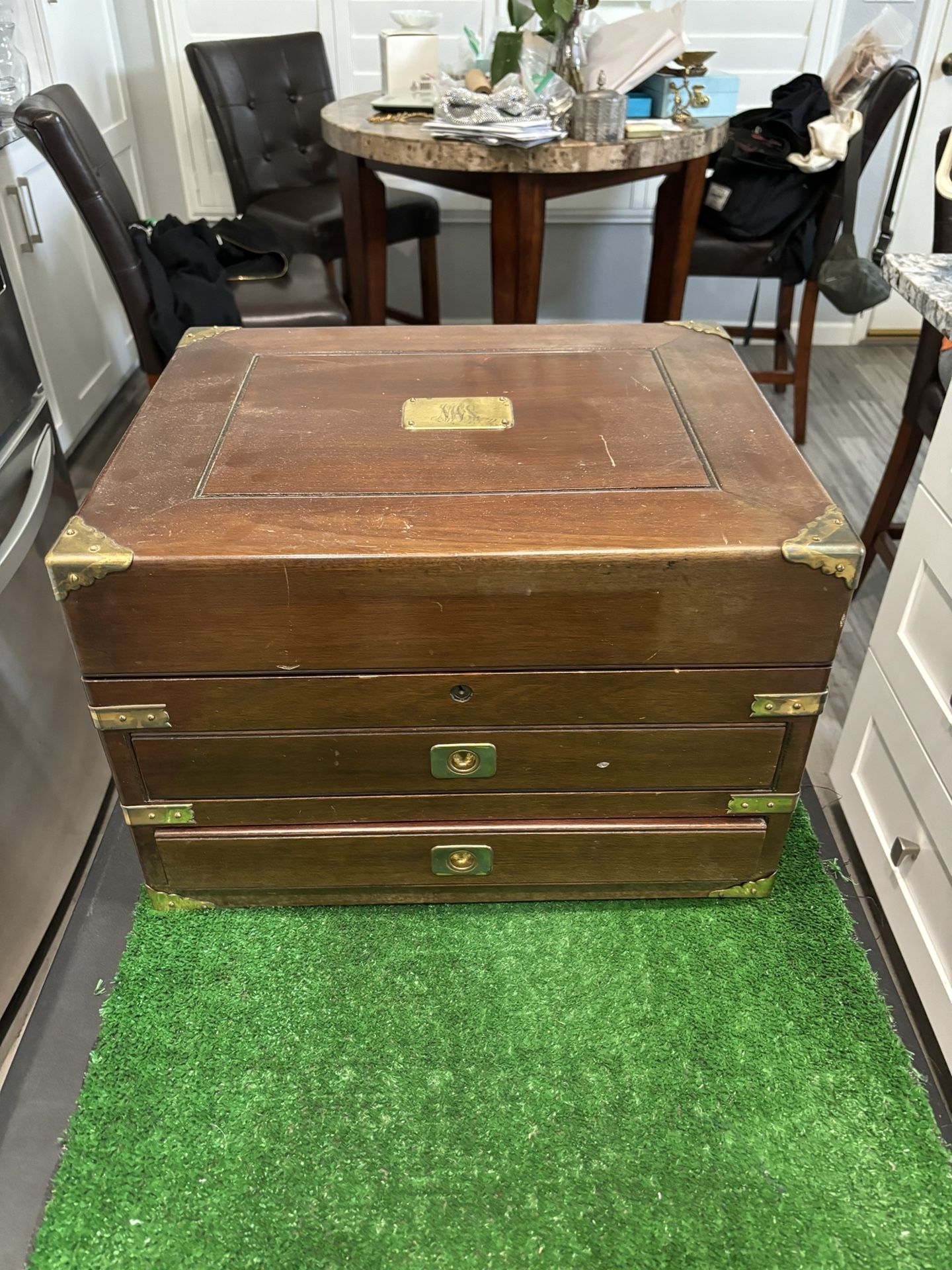 VINTAGE A STOWELL & CO BOSTON SOLID WOOD SILVERWARE STORAGE CASE 