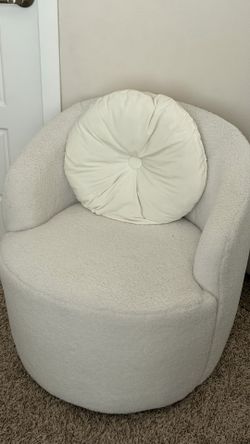 White swivel chair