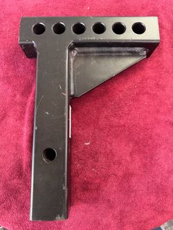 Husky Towing Weight Distribution Hitch Shank For 2" Receiver  Third Hole To Bottom Hole: 4-1/4". Center Hole To Center Holes: 7-3/4". Rise: 6-1/4". Dr