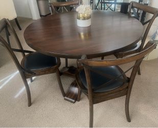 Round Wood Dining Table with 4 Chairs