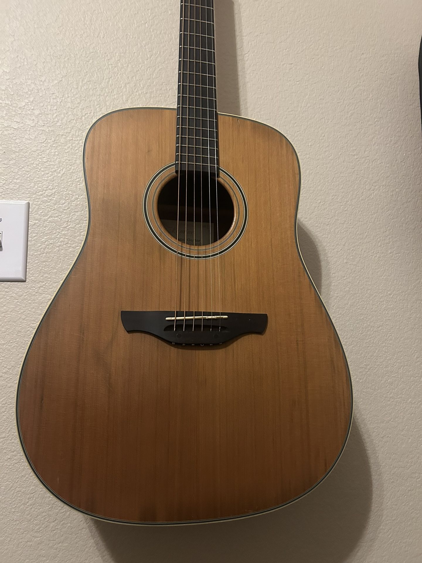 Takamine Acoustic Guitar GS330S
