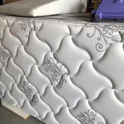 Twin Bed