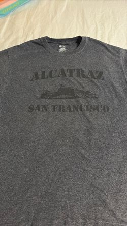 Dark Gray Alcatraz T-shirt Size Large, Gently Used, 