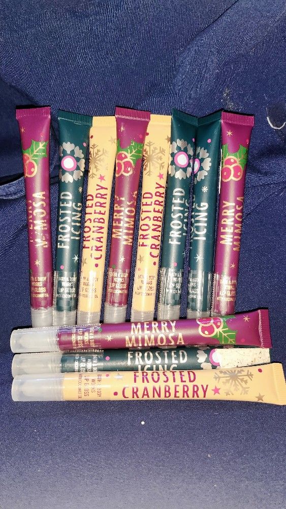 NEW, SEALED BBW HOLIDAY LIP GLOSS