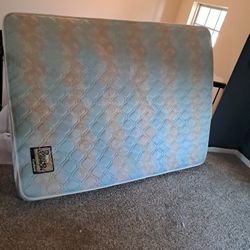 Queen Mattress - Medium