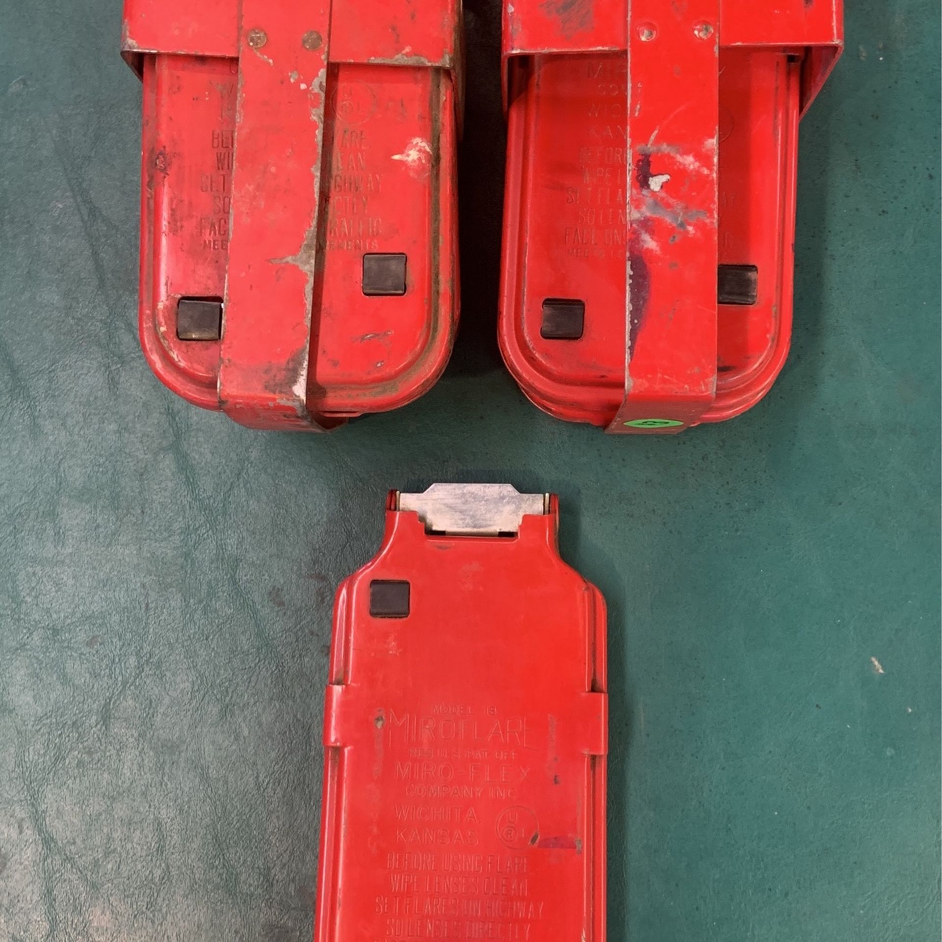 Vintage Emergency Road Reflectors 2 Sets Of 3