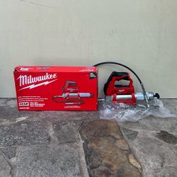 Milwaukee Cordless Grease Gun