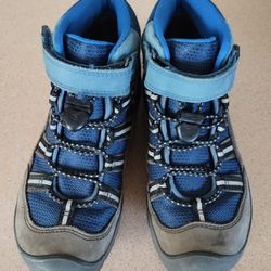 Keen Kids Hiking Boots Size 2