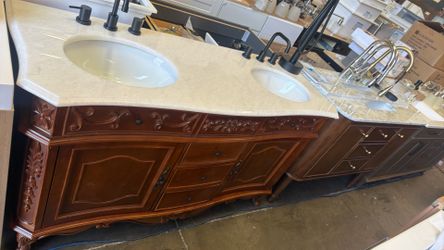 60 in brand new vanity  bathroom $799