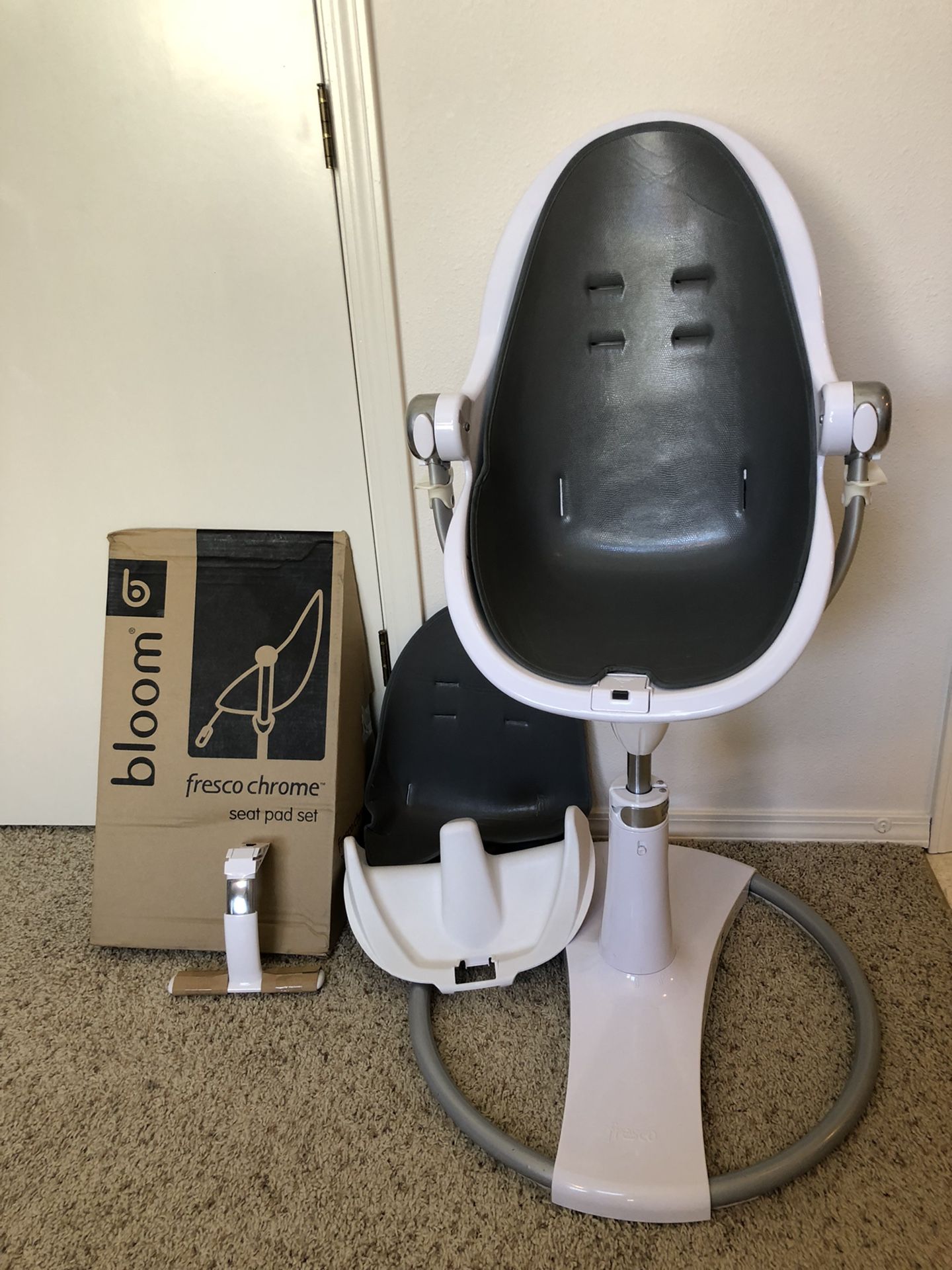 Bloom Baby High Chair.Fresco Chrome/Snake Skin Gray.