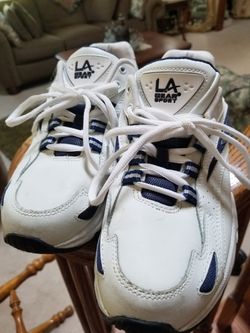 LA Gear women's sz 7