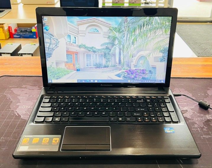 Lenovo 15” 20150 Core i5 8GB 120GB SSD Windows 10 Fully Functional