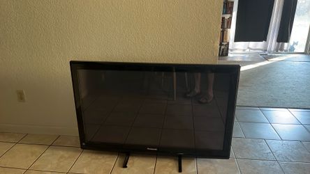 40 Inch TV
