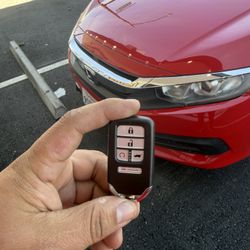 Car Keys / Llaves De Auto 