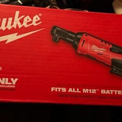 Milwaukee Cordless Ratchet
