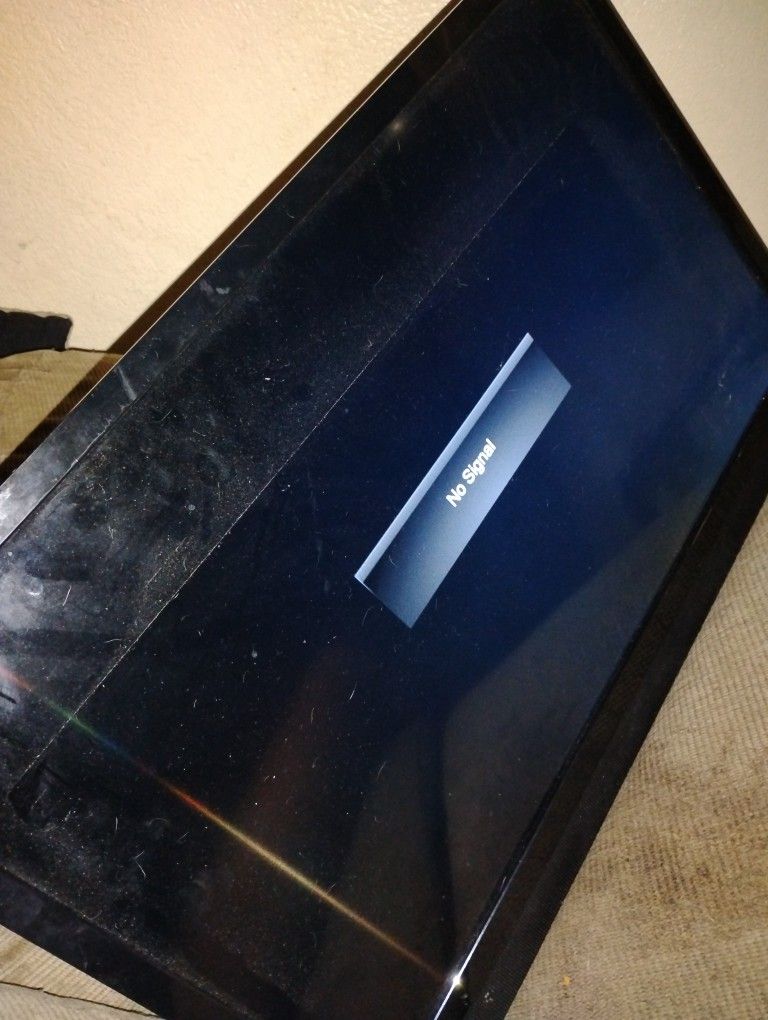 Vizio 30 In TV In Good Condition