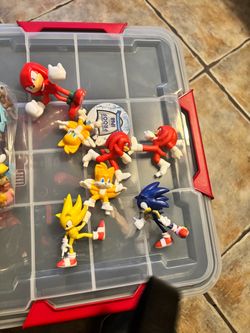 Sonic mini figures