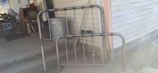 Full Size Bed