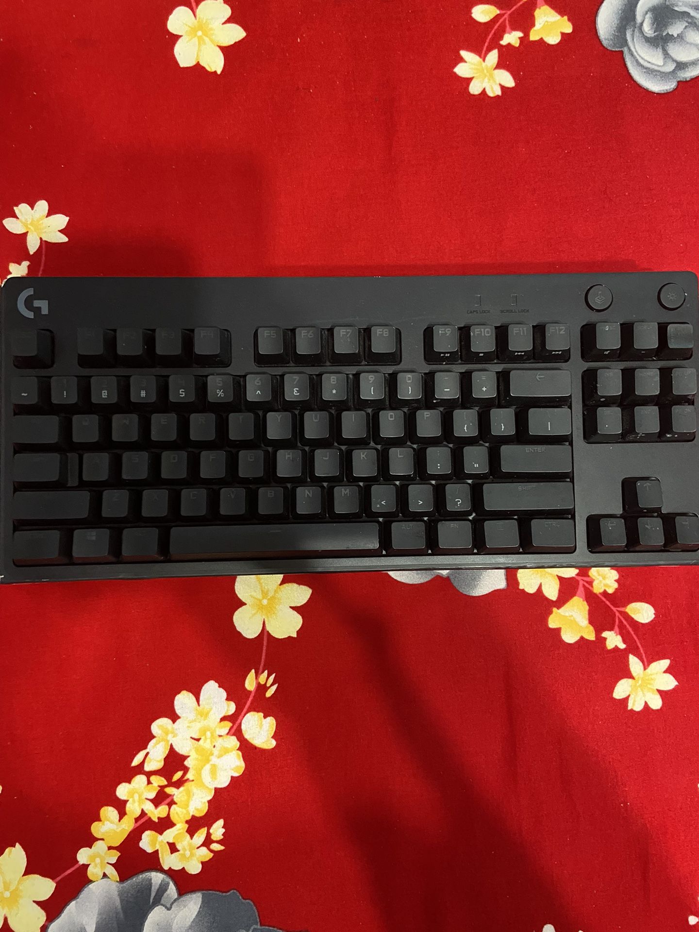 Logitech g pro