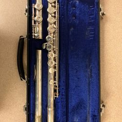 Gemeinhardt Flute 2sp ($479 New!)
