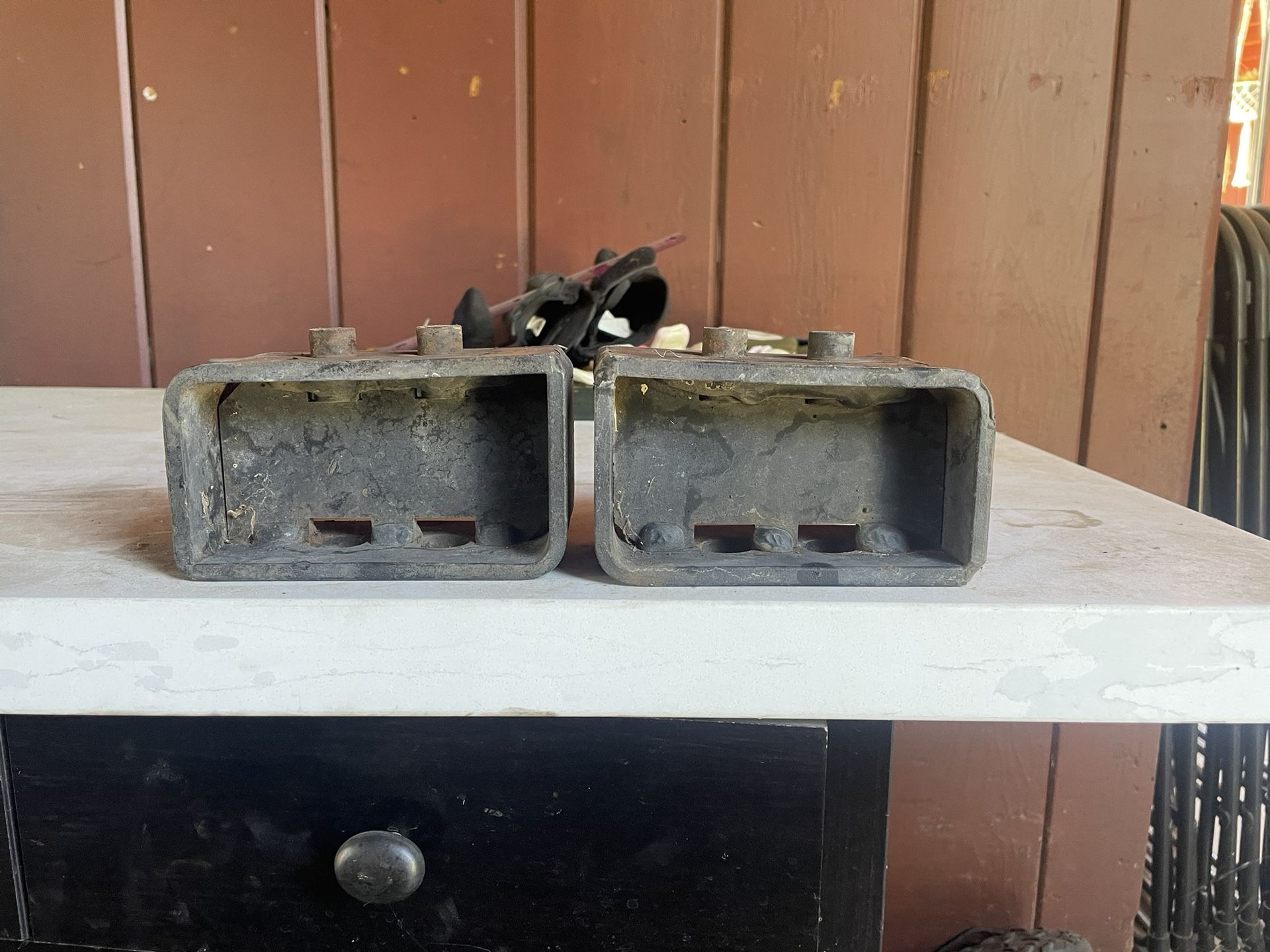 Leaf Spring Riser Blocks