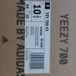 Adidas Yeezy Boost 700 V3 Copper Fade SZ 10.5