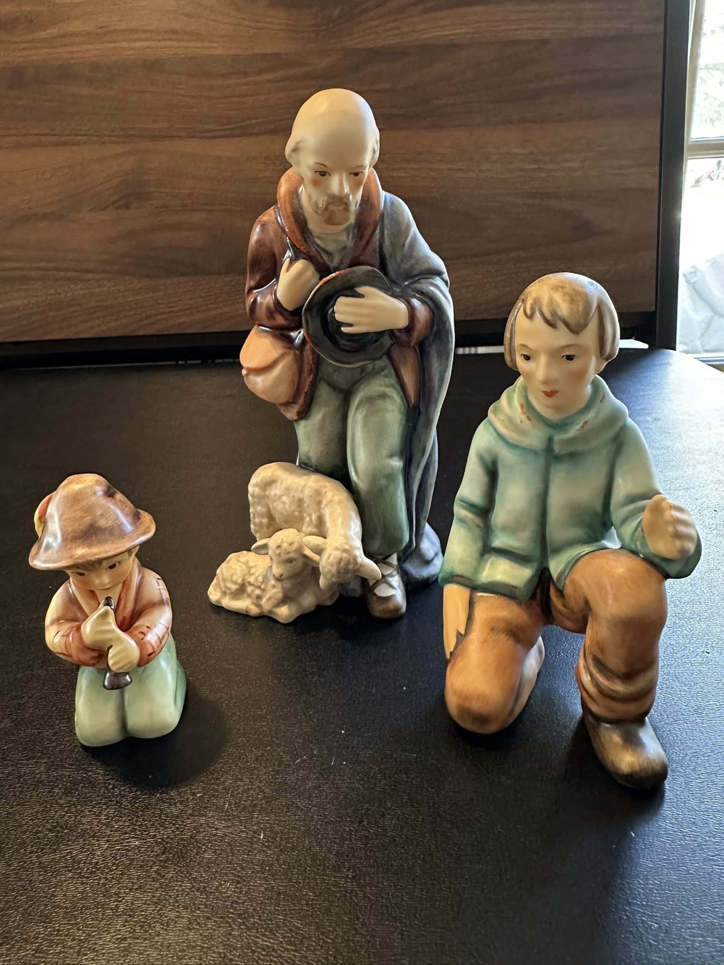 Hummel Vintage Goebel Christmas Figurine Large Nativity Shepherds For 214 Set