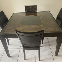DINING ROOM TABLE & 4 CHAIRS- BROWN W/GLASS TOP
