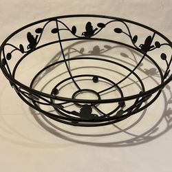 Wire Grid Bird Fruit Bowl 