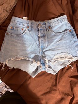 2 pair of Levi shorts