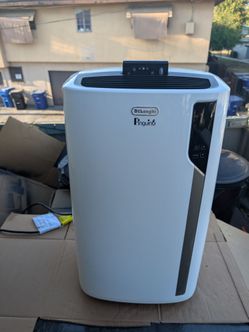 Delonghi Pinguino 14,000 BTU's Portable Air Conditioner
