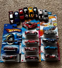 Hot Wheels American Muscle Cars Mustang Dodge camaro lot  of 18