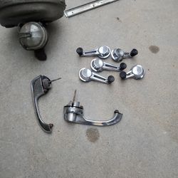 63 Impala Ss Parts Brake Booster Window Cranks Center Speakers Under Dash Mounting Bracket