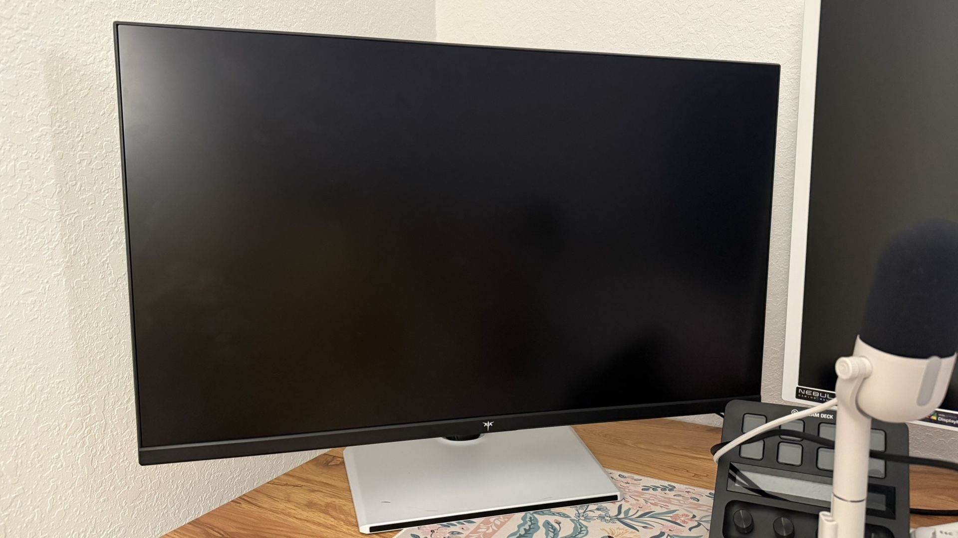 H27E6 27’ Gaming Monitor 