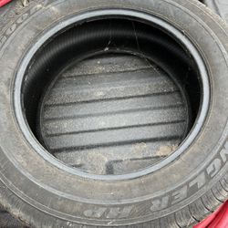 2 Goodyear wrangler HP P275/60R20