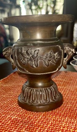Antique Japanese bronze Usubata vase Meiji