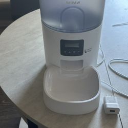 Pet Food Dispenser ( Dry Food Only)