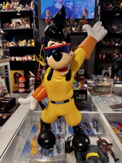 Max popcorn bucket
