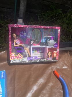 Barbie sparkle style salon