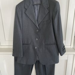 Boys Size 10 Charcoal Van Heusen Suit