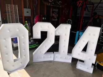 Marquee 4 ft. Numbers