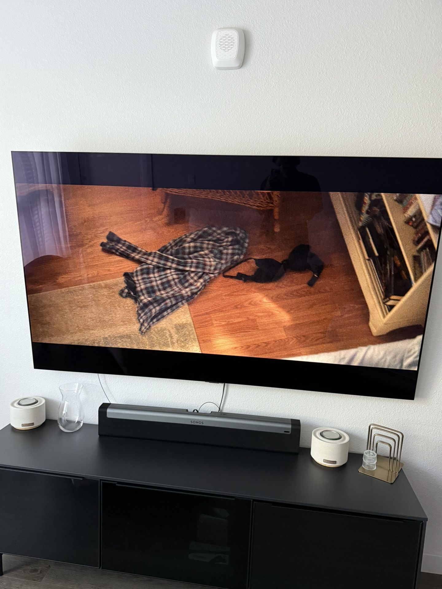 77” LG OLED TV